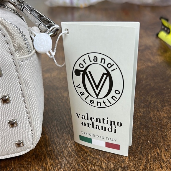 NWT Valentino Orlandi White Crossbody Bag - Picture 2 of 15